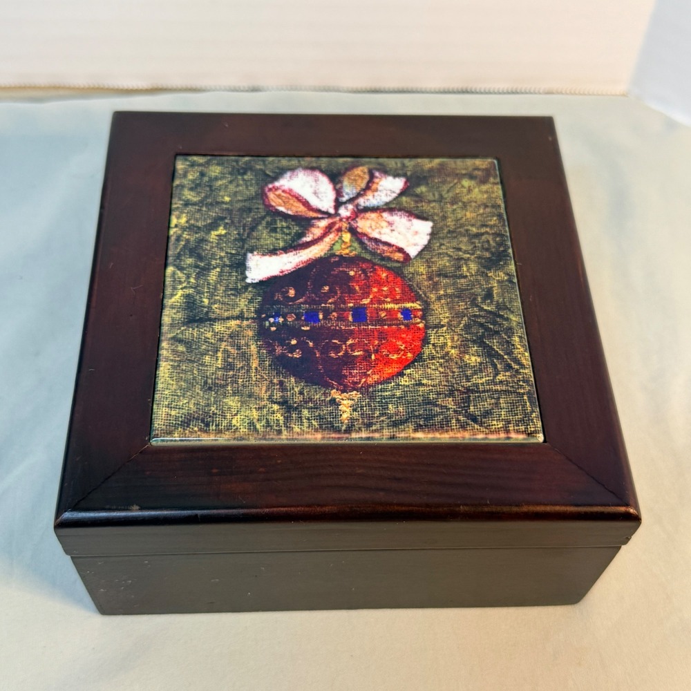 Christmas Holiday Ceramic Coaster Set of 4 with Wood Storage Box Festive Decor